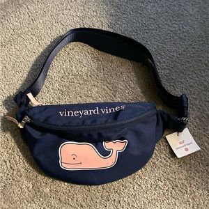 Vineyard Vibes Fanny Pack nwt